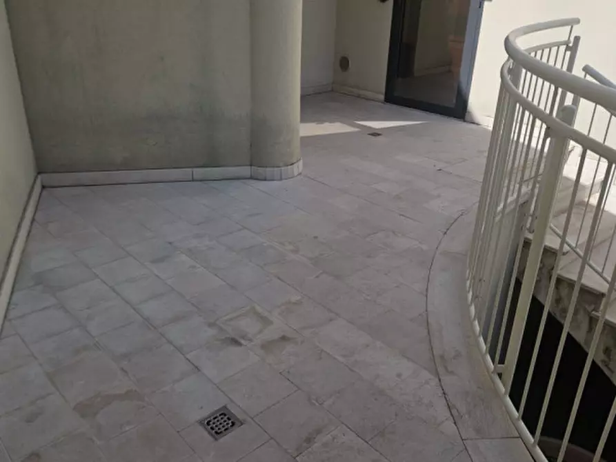 Immagine 40 di Appartamento in vendita  in Viale Amerigo Vespucci a Rimini