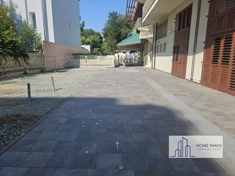 Immagine 41 di Appartamento in vendita  in Viale Amerigo Vespucci a Rimini