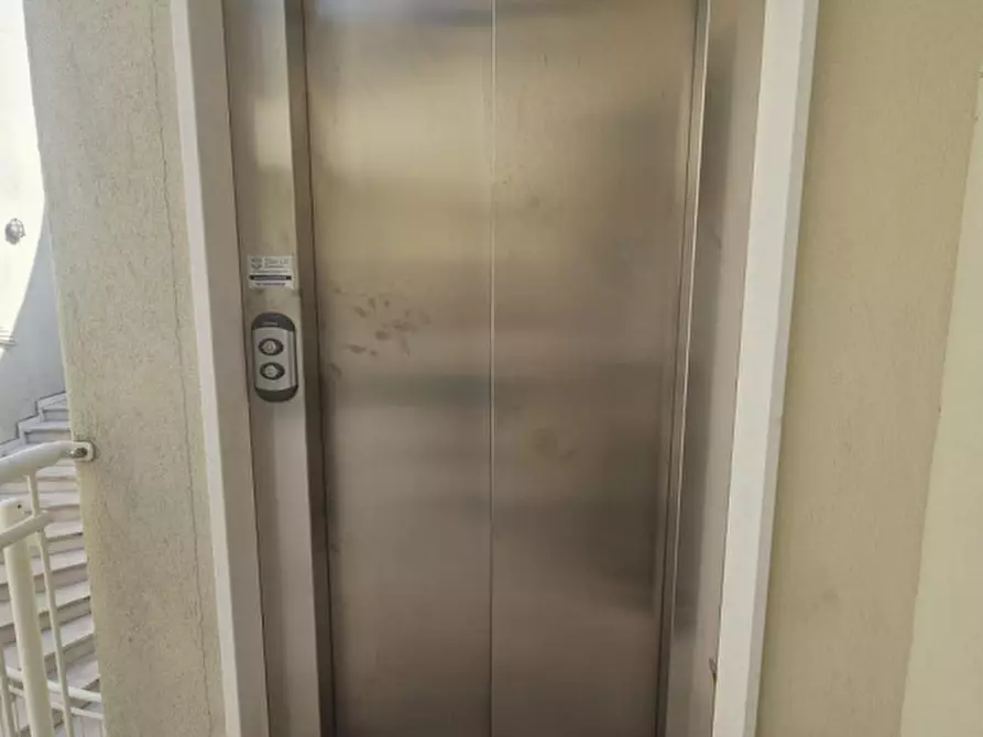 Immagine 48 di Appartamento in vendita  in Viale Amerigo Vespucci a Rimini
