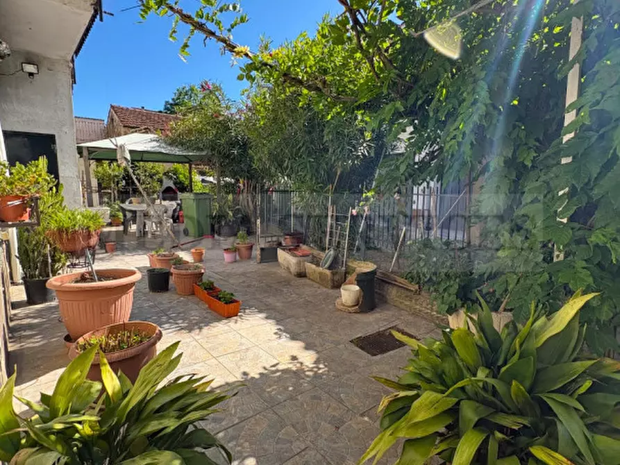 Immagine 5 di Villetta a schiera in vendita  in via Stazione n° 7 a Sannazzaro De' Burgondi