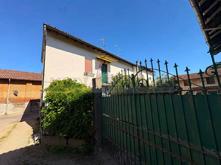 Immagine 6 di Villetta a schiera in vendita  in via Stazione n° 7 a Sannazzaro De' Burgondi