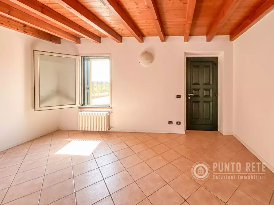 Immagine 14 di Appartamento in vendita  in Via Caterina Bon Brenzoni a Mozzecane