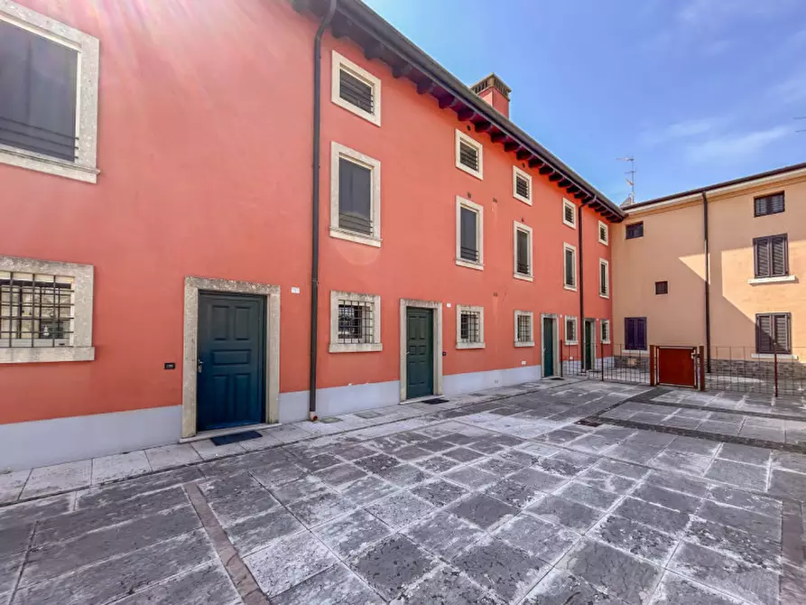 Immagine 1 di Appartamento in vendita  in Via Caterina Bon Brenzoni a Mozzecane
