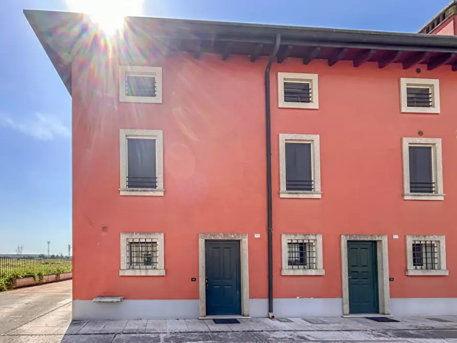 Immagine 2 di Appartamento in vendita  in Via Caterina Bon Brenzoni a Mozzecane