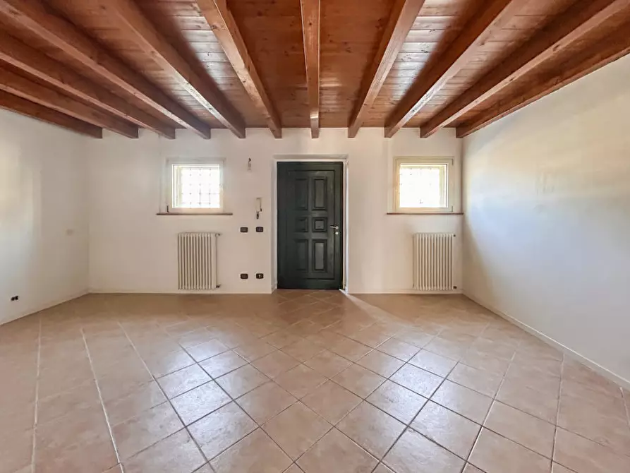 Immagine 4 di Appartamento in vendita  in Via Caterina Bon Brenzoni a Mozzecane
