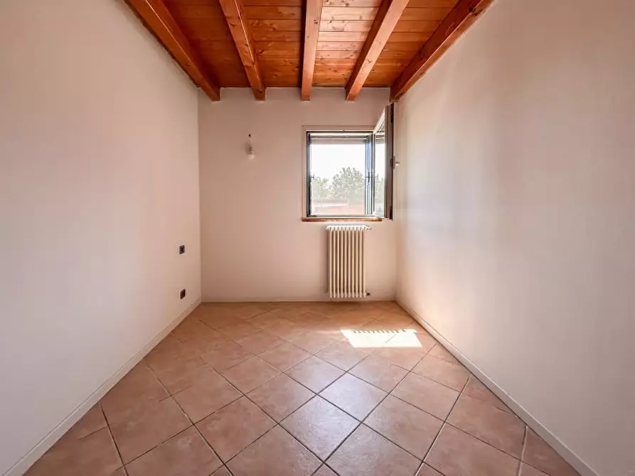 Immagine 14 di Appartamento in vendita  in Via Caterina Bon Brenzoni a Mozzecane