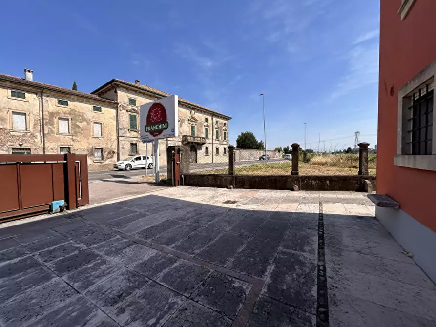 Immagine 17 di Appartamento in vendita  in Via Caterina Bon Brenzoni a Mozzecane