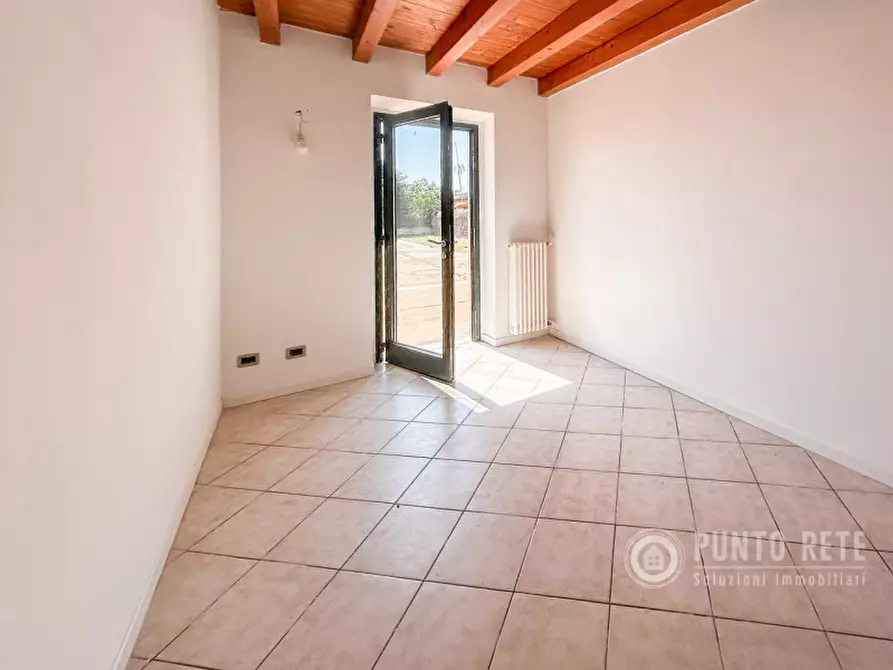 Immagine 15 di Appartamento in vendita  in Via Caterina Bon Brenzoni a Mozzecane