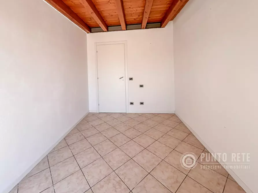 Immagine 16 di Appartamento in vendita  in Via Caterina Bon Brenzoni a Mozzecane