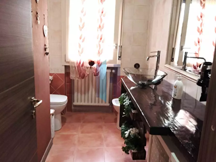 Immagine 19 di Appartamento in vendita  a Travagliato