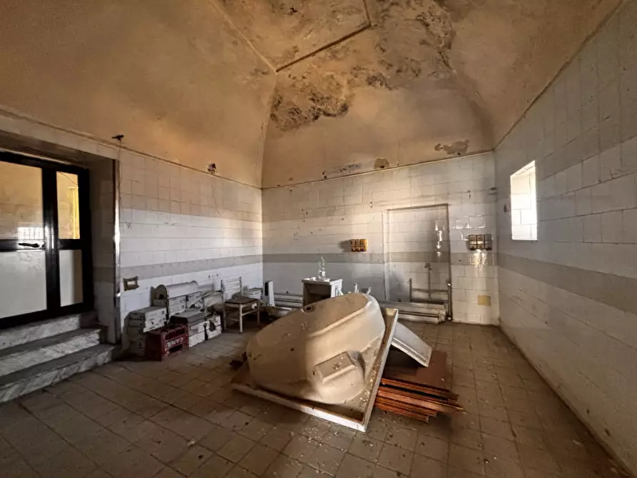 Immagine 5 di Palazzo in vendita  in VIA CAPPELLA DEGLI OREFICI a Torre Del Greco