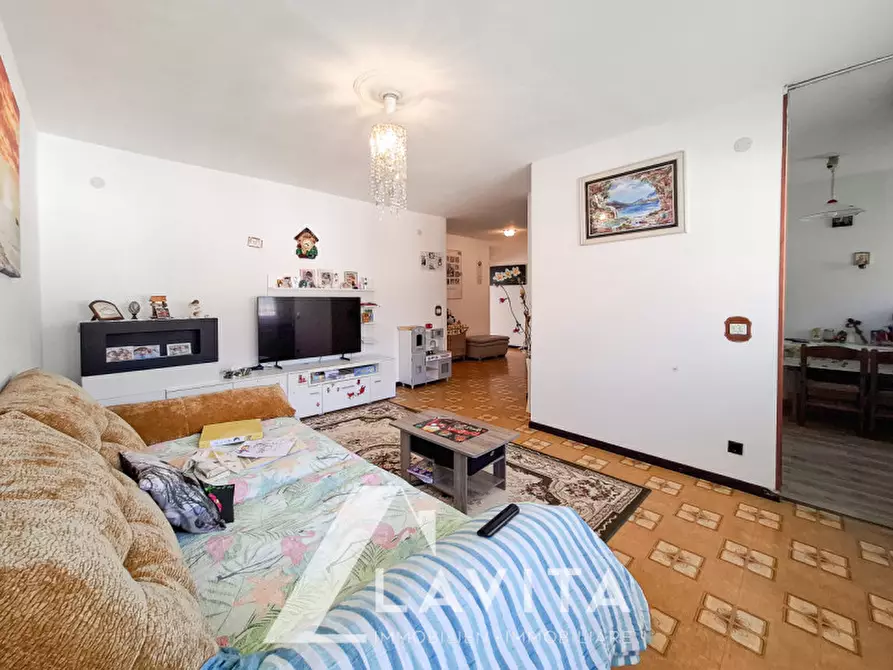 Immagine 5 di Appartamento in vendita  in Via Borgo Nuovo a Mezzocorona