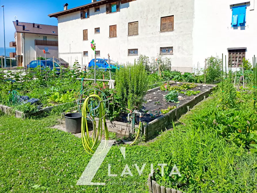 Immagine 26 di Appartamento in vendita  in Via Borgo Nuovo a Mezzocorona