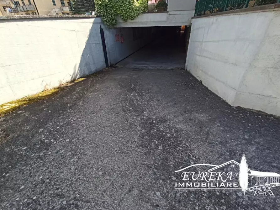 Immagine 7 di Garage in vendita  in Via Bruno Buozzi a Castiglione Del Lago