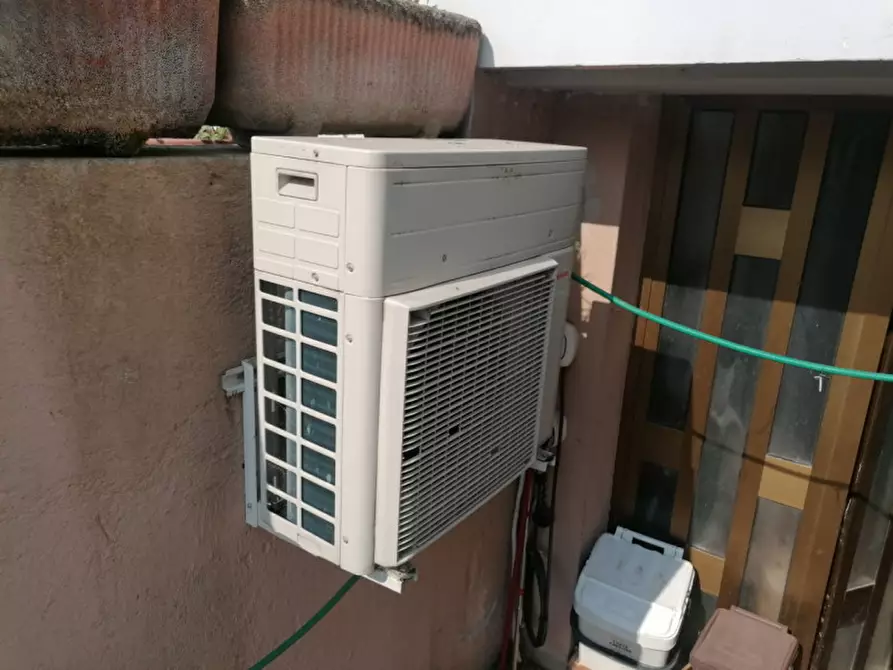 Immagine 18 di Casa trifamiliare in vendita  in Via Albert Einstein   7 a Chiari
