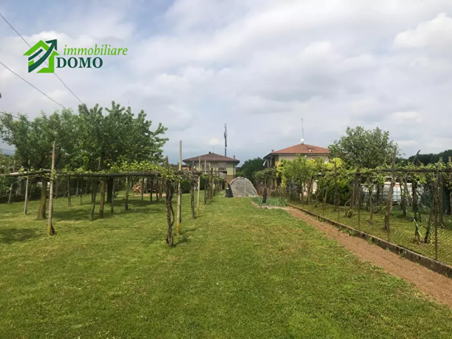 Immagine 3 di Terreno in vendita  in Via dei Mandorli 12 a Malo