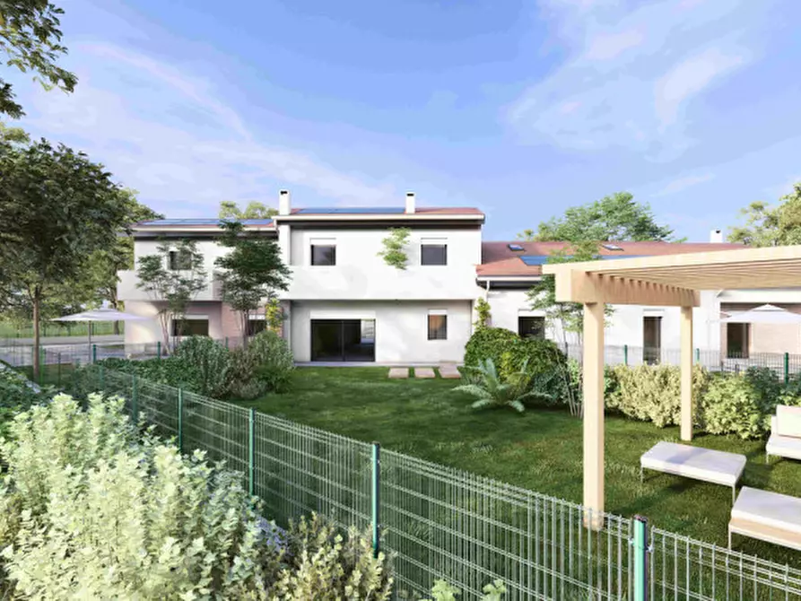 Immagine 1 di Casa trifamiliare in vendita  in Via Primo Gasparini a Ponte San Nicolò