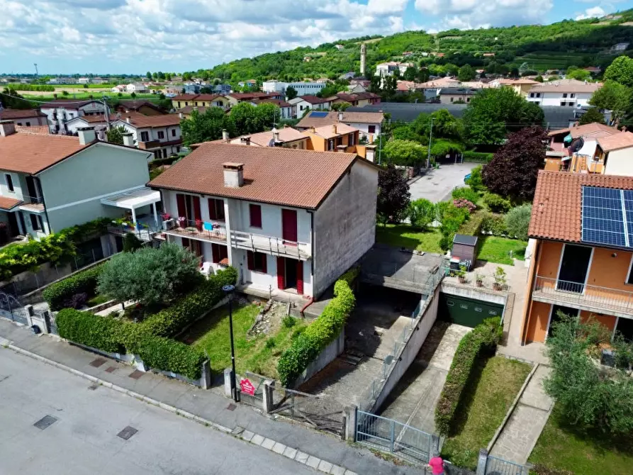 Immagine 5 di Casa bifamiliare in vendita  in via vallesana a Lozzo Atestino
