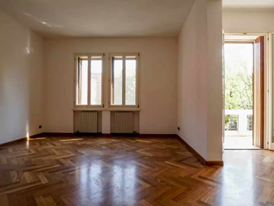 Immagine 8 di Appartamento in vendita  a Verona