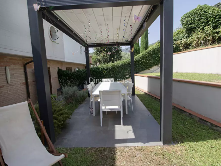 Immagine 8 di Villetta a schiera in vendita  in Piazza Carlo Lorenzini a Montale