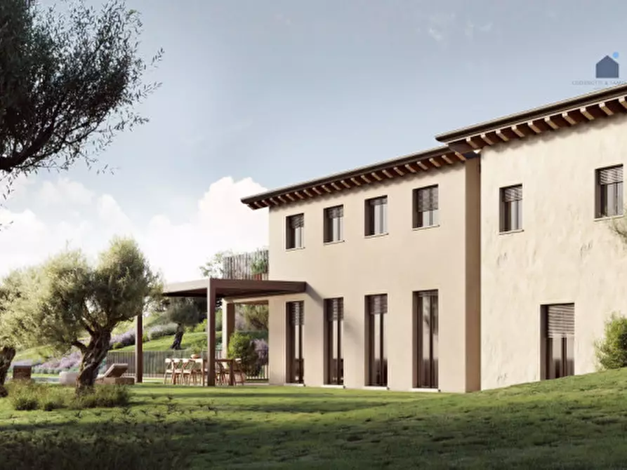 Immagine 5 di Villa in vendita  in via murelli a Salò