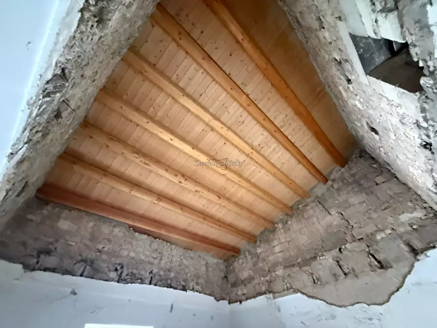 Immagine 39 di Casa indipendente in vendita  in Via Michele Amari a Ragusa
