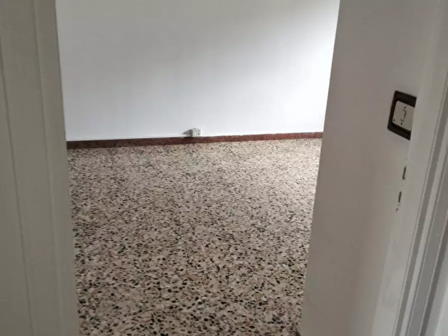 Immagine 9 di Appartamento in vendita  in Via delle Primule 44 a Torino