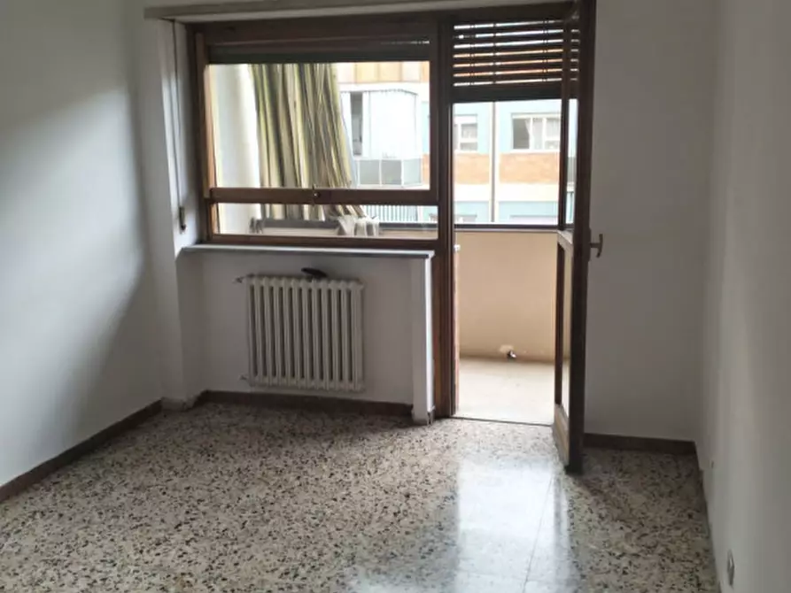 Immagine 10 di Appartamento in vendita  in Via delle Primule 44 a Torino