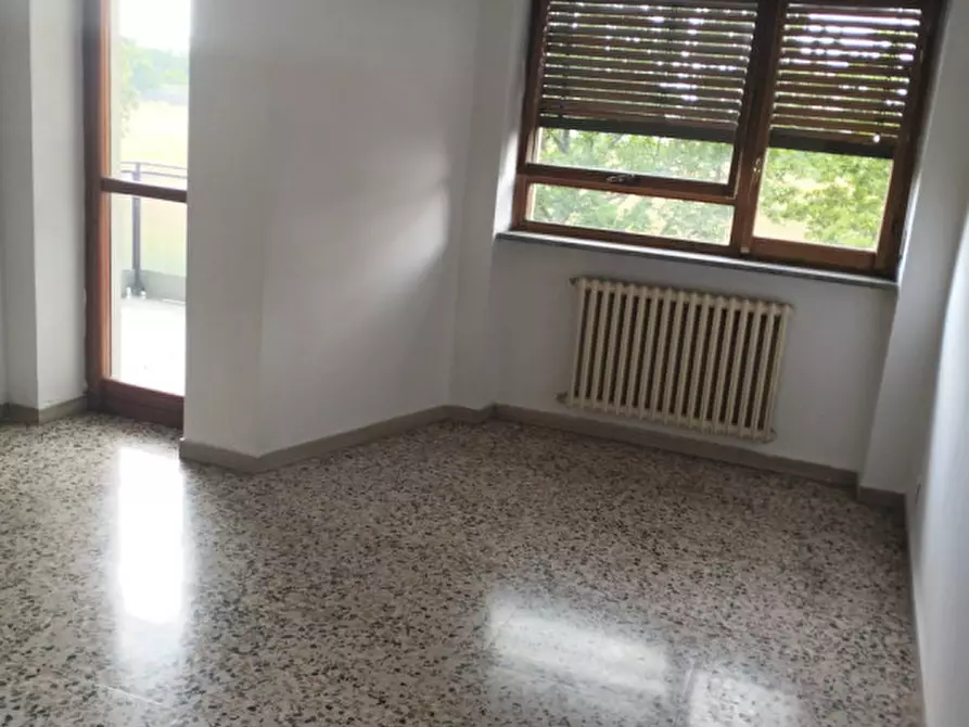 Immagine 12 di Appartamento in vendita  in Via delle Primule 44 a Torino