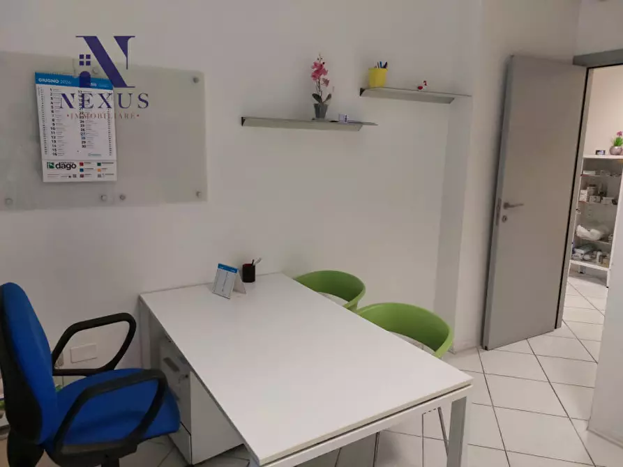 Immagine 13 di Ufficio in affitto  in Via Flaminia 162 a Cartoceto