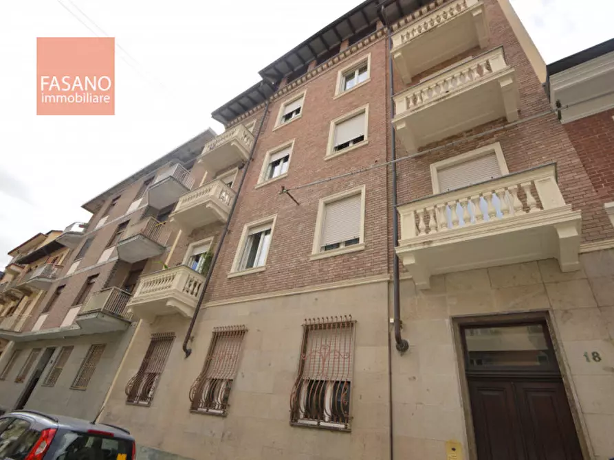 Immagine 1 di Camera in affitto  in Via Vignale 18 a Torino