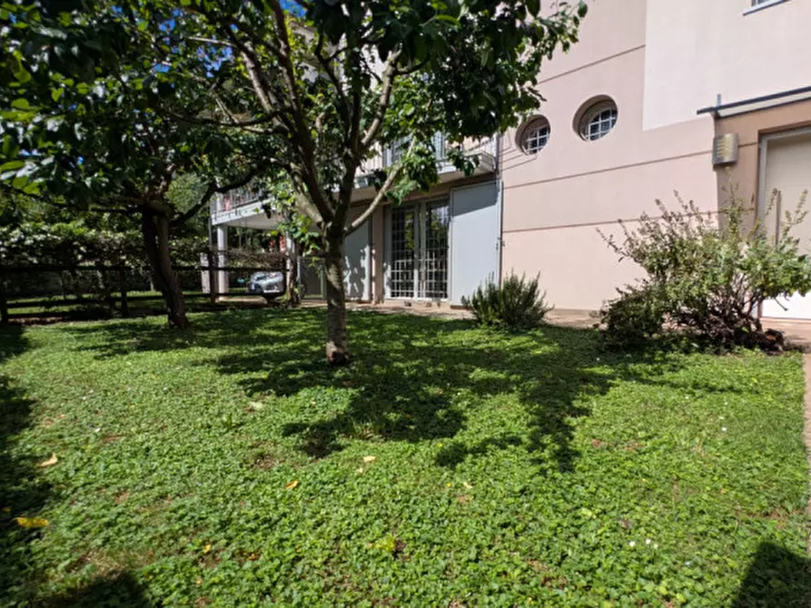 Immagine 5 di Villa in vendita  in Via Rovigo 6 a Torrebelvicino