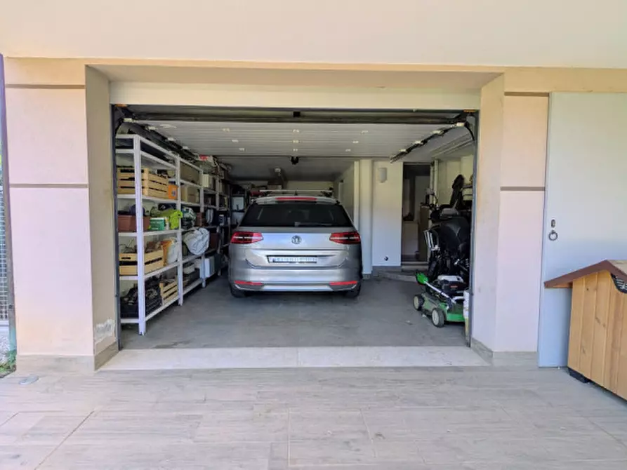 Immagine 10 di Villa in vendita  in Via Rovigo 6 a Torrebelvicino
