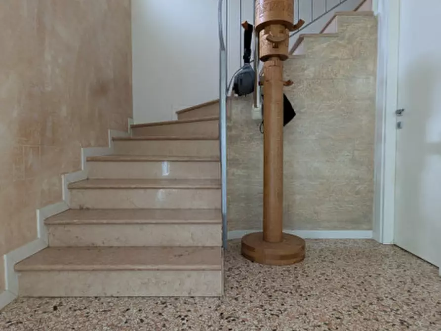 Immagine 15 di Villa in vendita  in Via Rovigo 6 a Torrebelvicino