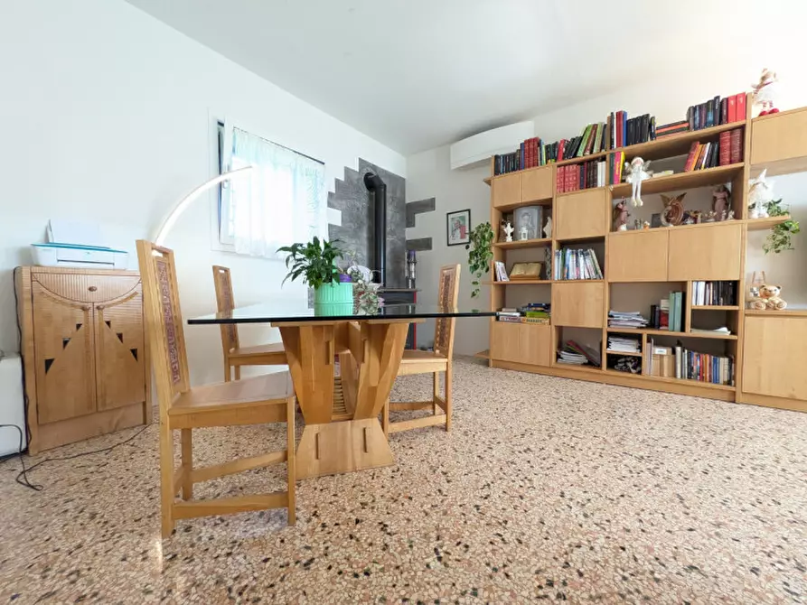 Immagine 20 di Villa in vendita  in Via Rovigo 6 a Torrebelvicino