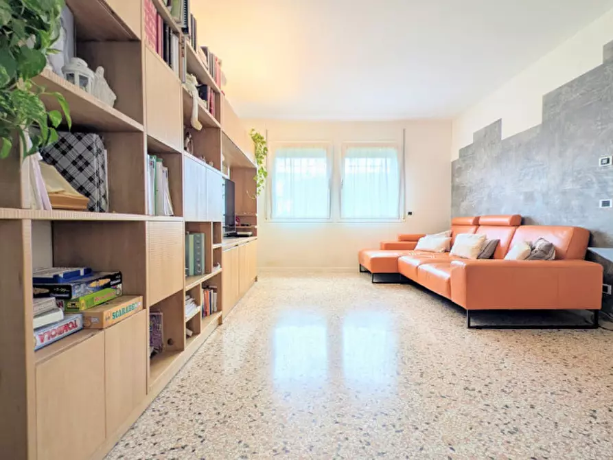 Immagine 22 di Villa in vendita  in Via Rovigo 6 a Torrebelvicino