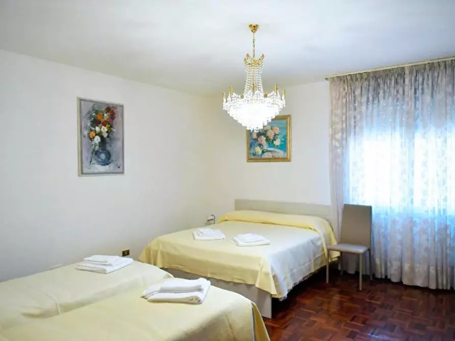 Immagine 12 di Appartamento in vendita  in VIA ROSMINI a Abano Terme