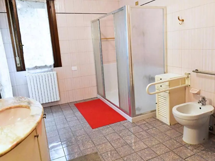 Immagine 13 di Appartamento in vendita  in VIA ROSMINI a Abano Terme