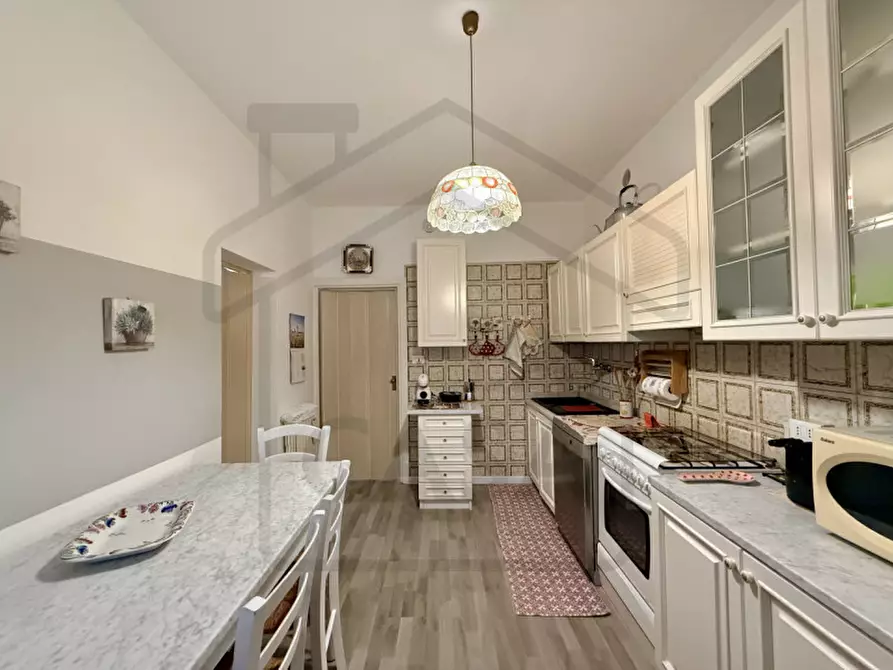 Immagine 2 di Casa bifamiliare in vendita  in Via Brenta a Montegrotto Terme