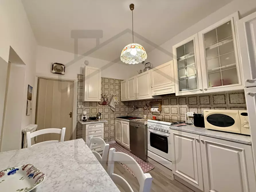 Immagine 3 di Casa bifamiliare in vendita  in Via Brenta a Montegrotto Terme