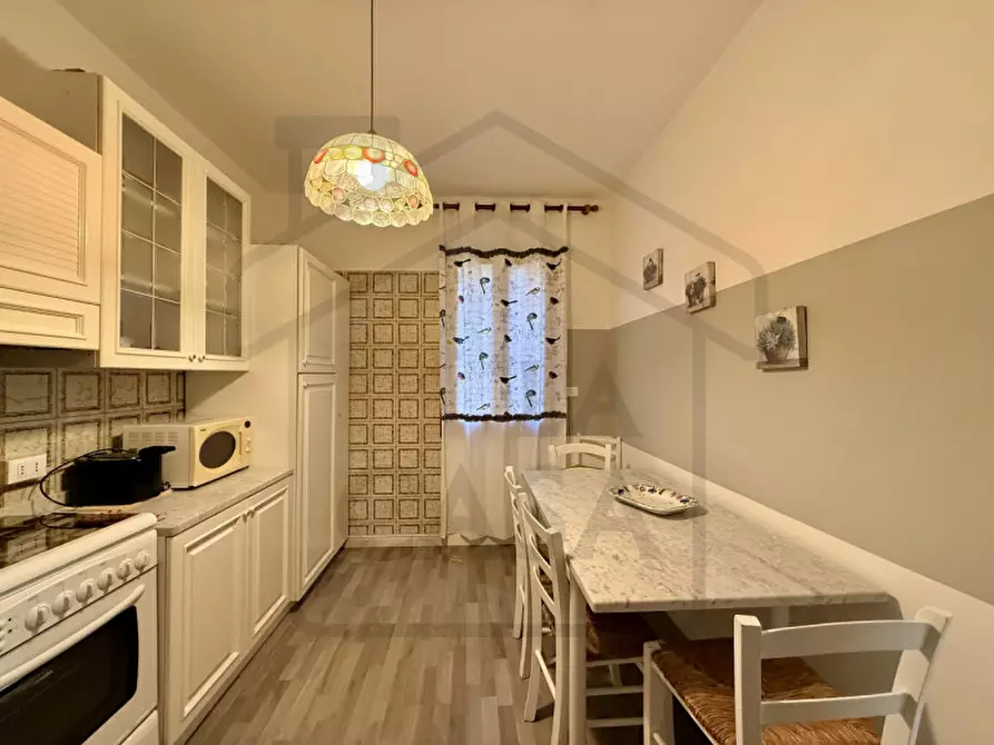 Immagine 4 di Casa bifamiliare in vendita  in Via Brenta a Montegrotto Terme