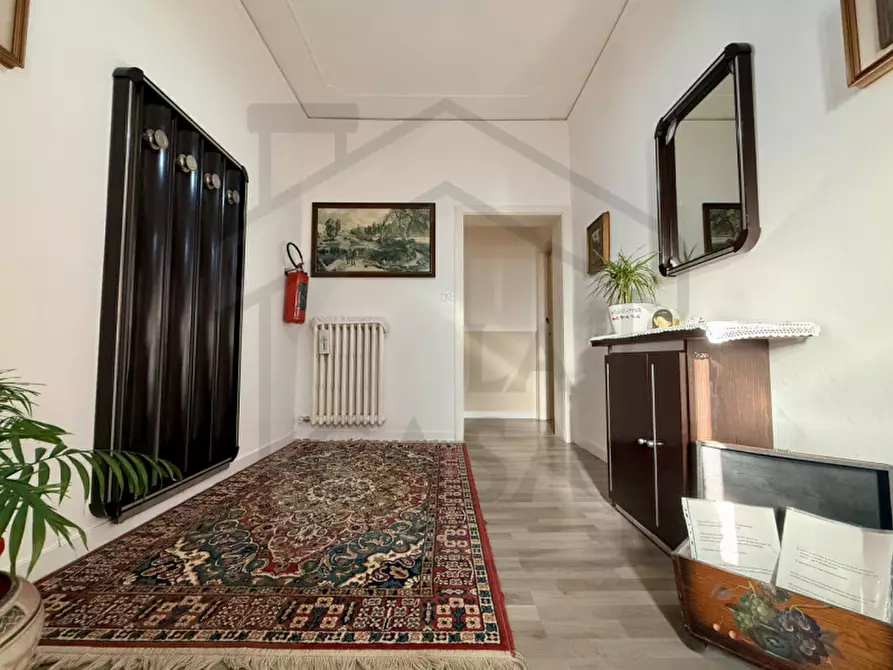 Immagine 5 di Casa bifamiliare in vendita  in Via Brenta a Montegrotto Terme