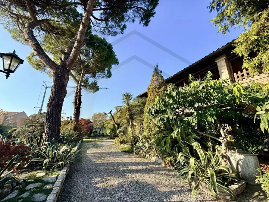 Immagine 9 di Casa bifamiliare in vendita  in Via Brenta a Montegrotto Terme