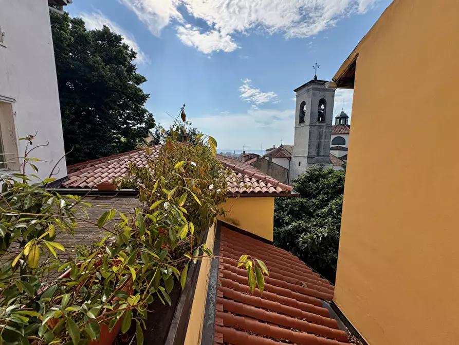 Immagine 12 di Appartamento in affitto  in via delle Monache 3 a Trieste