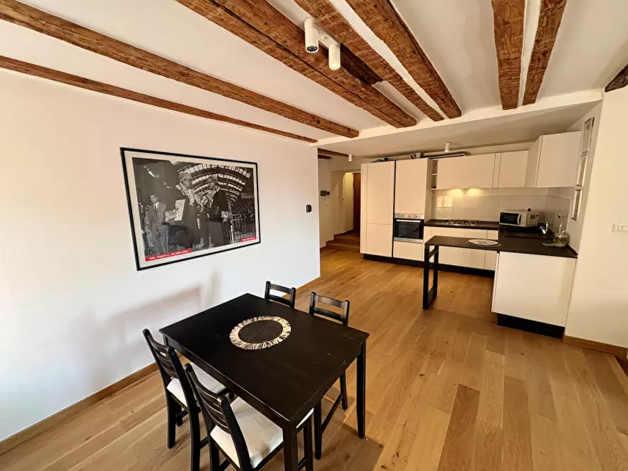 Immagine 16 di Appartamento in affitto  in via delle Monache 3 a Trieste