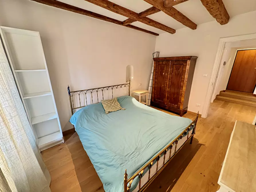 Immagine 25 di Appartamento in affitto  in via delle Monache 3 a Trieste