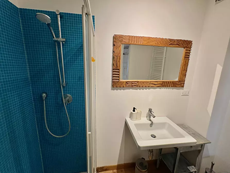 Immagine 33 di Appartamento in affitto  in via delle Monache 3 a Trieste