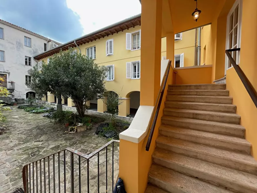 Immagine 39 di Appartamento in affitto  in via delle Monache 3 a Trieste