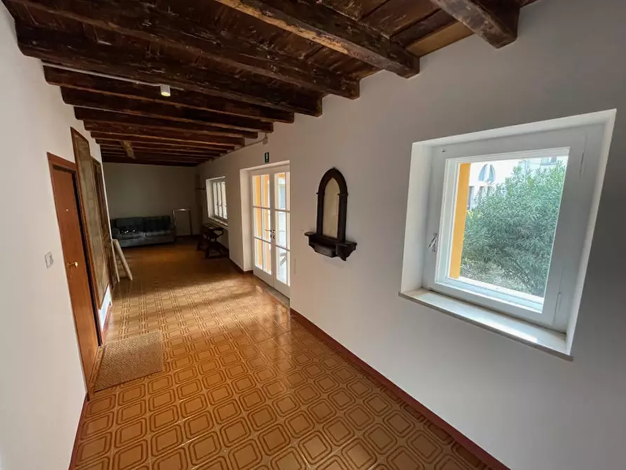Immagine 41 di Appartamento in affitto  in via delle Monache 3 a Trieste