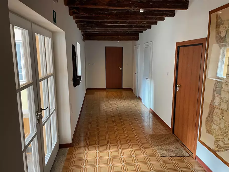 Immagine 42 di Appartamento in affitto  in via delle Monache 3 a Trieste